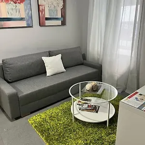 En El Casco Antiguo Junto Alameda H. Apartamento