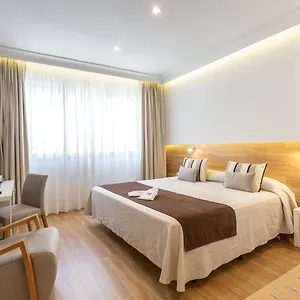 Monte Carmelo Otel